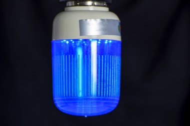 Enerji tasarrufu ampulü