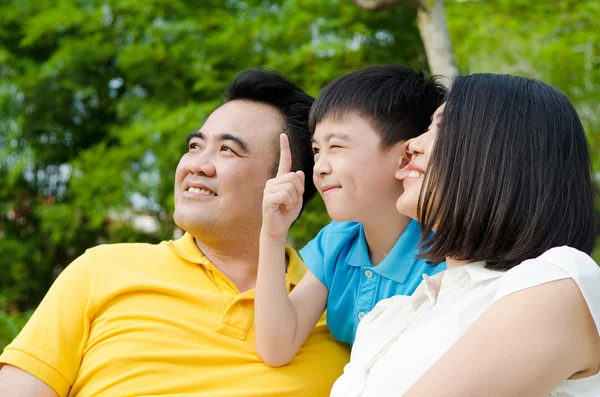 Família asiática — Fotografia de Stock