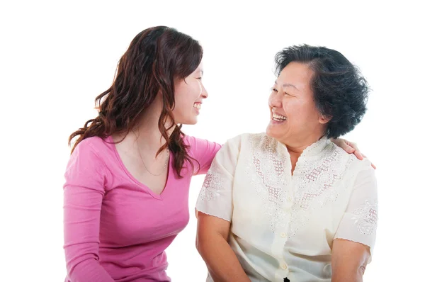 Asian senior woman and daughter — Stock Photo, Image