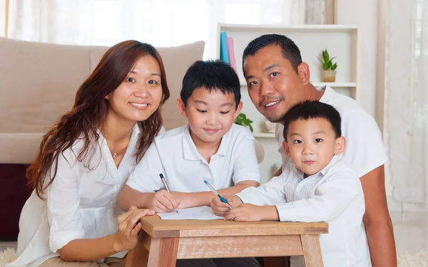 Familienleben — Stockfoto