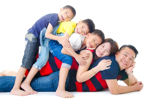 Asian family — Stock Photo, Image