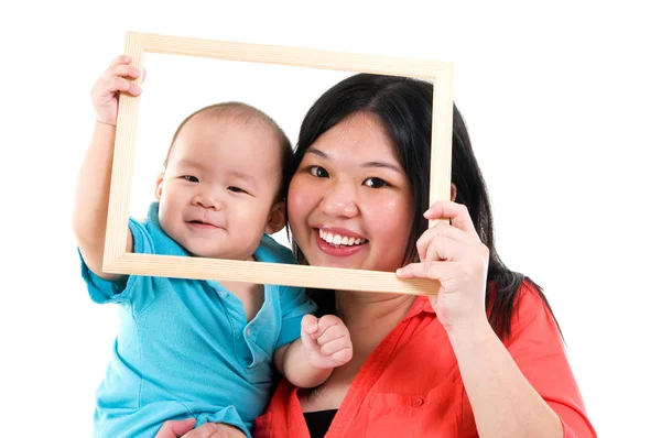 Asiática madre y bebé — Foto de Stock