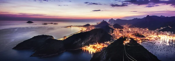 Rio de Janeiro'nun gece görünümünden Sugar Loaf Telifsiz Stok Fotoğraflar