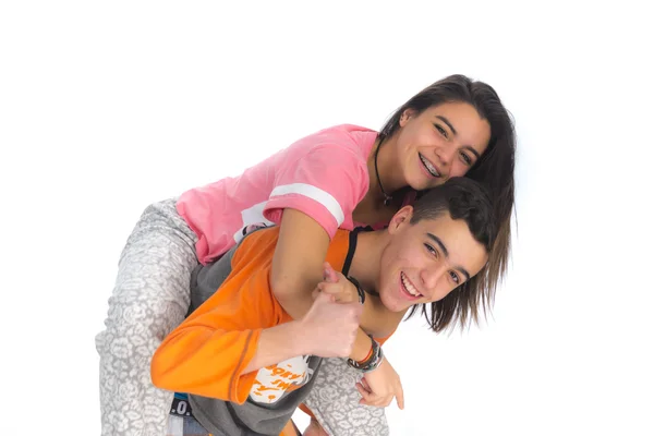 Drôle adolescent couple sourire nouvellement se réveiller et habillé dans leur p — Photo