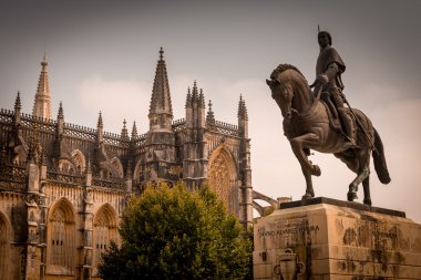 Nuno Alvarez Pereira katılmak santa Maria da Vitori Manastırı