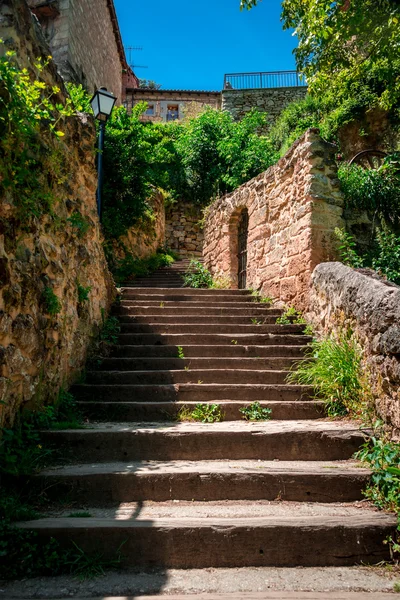 Straten van Orbaneja del Castillo — Stockfoto