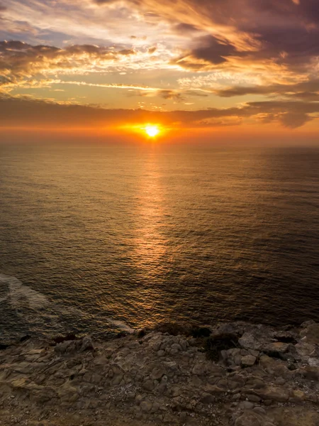 Закат на побережье Алгарве II — стоковое фото