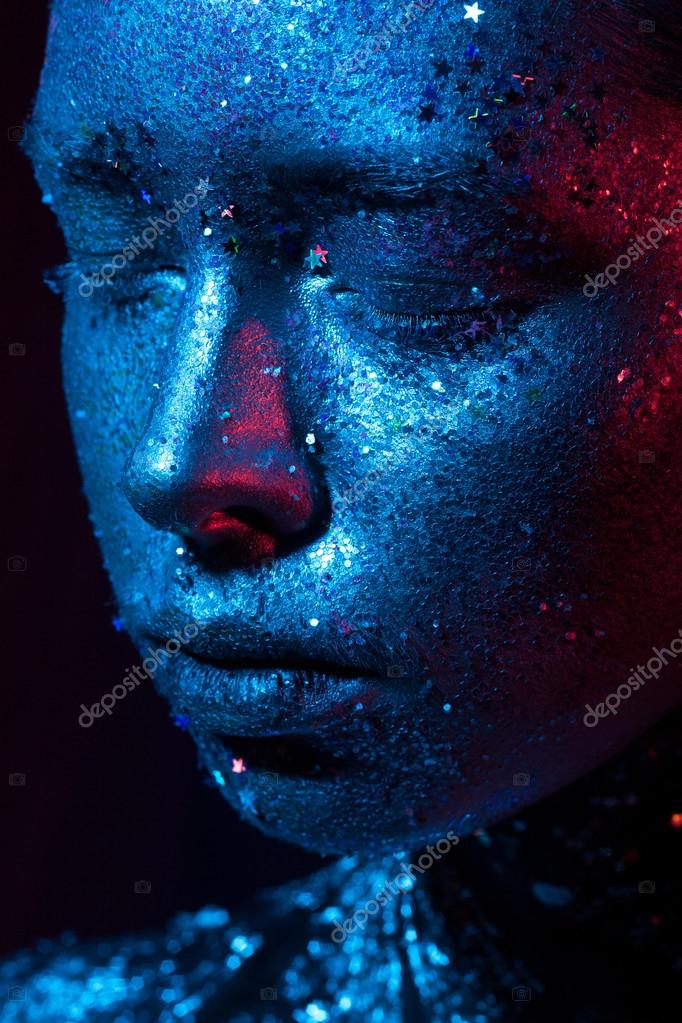 Blue and red light beauty photo!