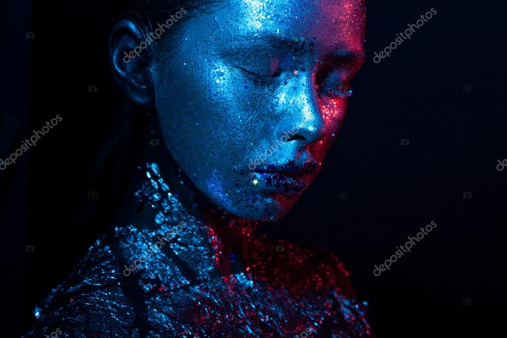 Blue and red light beauty photo!