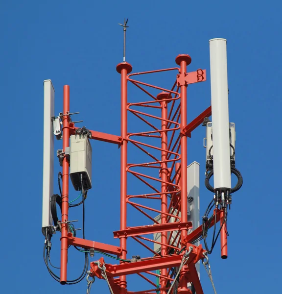 Antenas de sistemas celulares — Fotografia de Stock