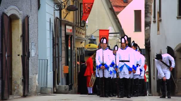 Processio locopolitana Straßenperformance — Stockvideo