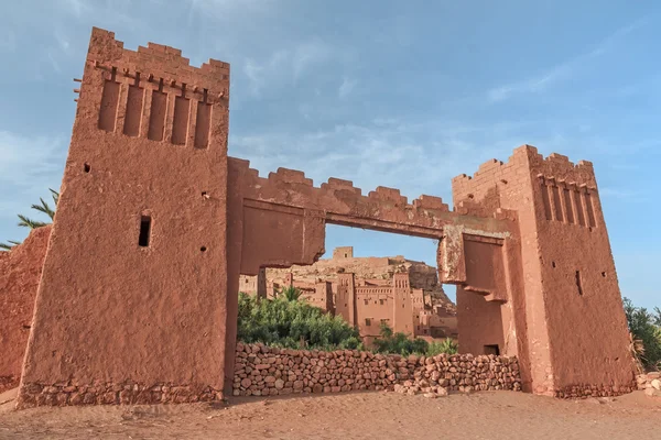 Ingang van ksar Ait Benhaddou, Ouarzazate. Marokko. — Stockfoto