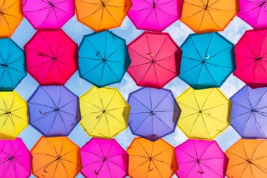 renkli şemsiyeler arka plan