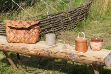 Huş kabuğu yapılan el sanatları