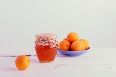 kayısı ve kayısı.