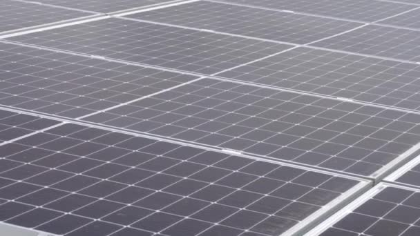 Solpaneler Taket Till Ett Industrimagasin Energieffektivitet För Mer Hållbar Och — Stockvideo