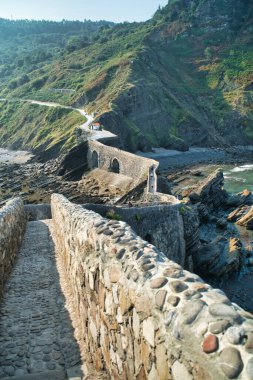 Gaztelugatxe, İspanya 'nın en güzel yerlerinden biri olan Bask Ülkesi' nde bir mucize..