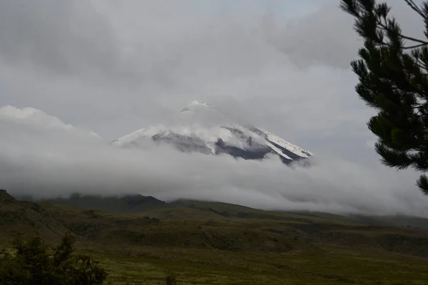 Cotopaxi Est Volcan Actif Dans Les Andes Dans Canton Latacunga — Photo