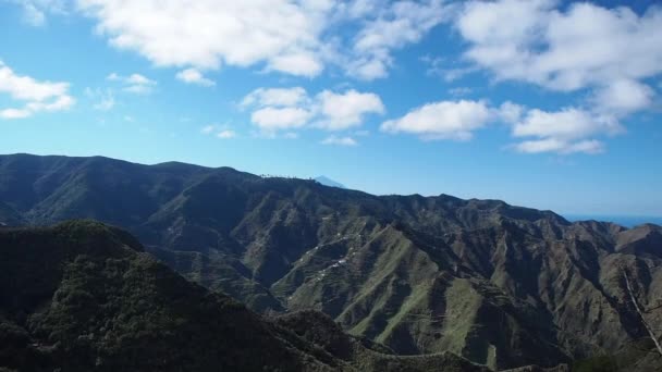 穿越西班牙金丝雀岛Tenerife峡谷的远足小径 — 图库视频影像