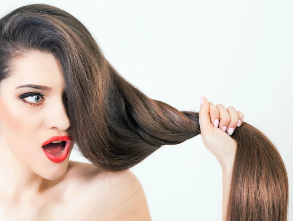 Zdravé silné dlouhé vlasy — Stock fotografie