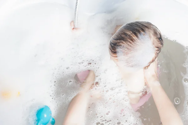 Time for baby's bath — Stock Photo, Image