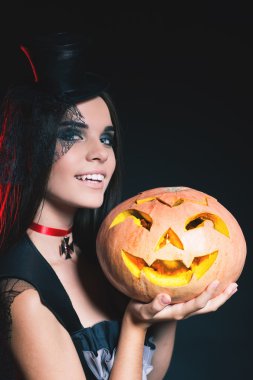 Giriş gece kulübüne, kıyafet sınırlıdır. Cadılar Bayramı partisi 2016!