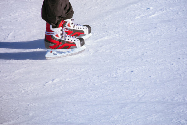 взрослый на катке
