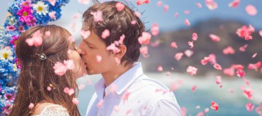 Sahilde düğün töreni.