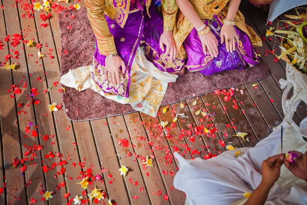 Bali dili düğün töreni — Stok fotoğraf