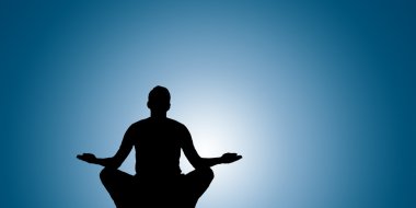 Yoga silüeti zirvesinde