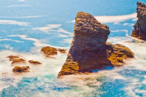 Seascape of the famous place - Aiguilles de Port-Coton. — Stock Photo, Image