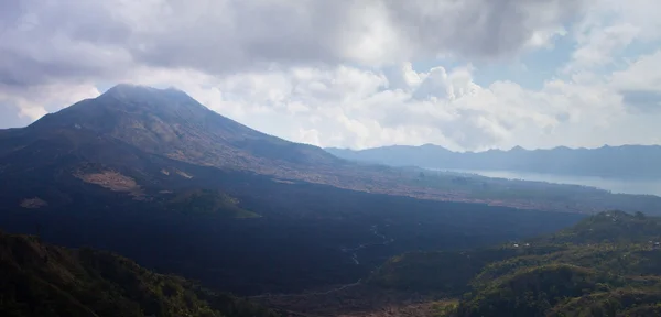 Volcán Batur en Indonesia, Bali Imágenes de stock libres de derechos
