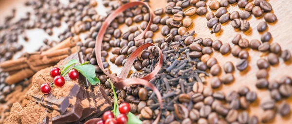 Vacances du jour du chocolat - fond de table en bois de café — Photo