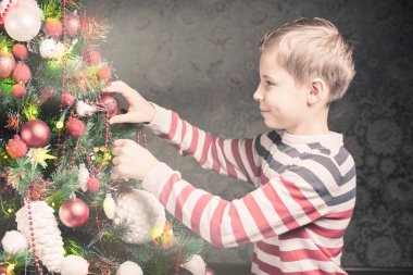 Mutlu çocuk Noel ağacı süsleme