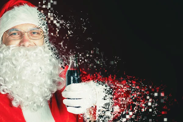 Santa Claus gospodarstwa świeżych napojów Cola, Święto Bożego Narodzenia — Zdjęcie stockowe