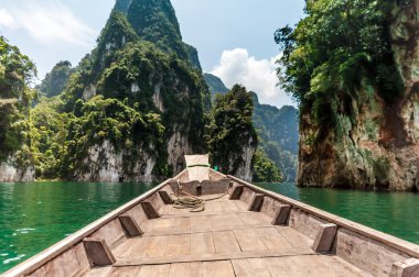 Longtail tekne Cheow Lan Gölü, Tayland at