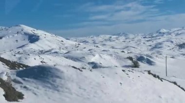 Anadolu 'daki karla kaplı manzara çok nadir çekimler.