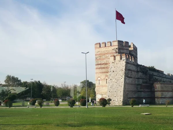 Tarihi Bizans Duvarlarını Fethetmek Imkansızdır — Stok fotoğraf