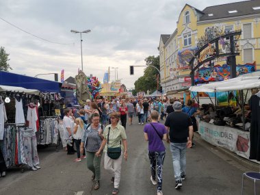 Ruhr bölgesindeki ünlü Cranger Kirmes, Almanya 'da 06.08.2019 Luna parkı.