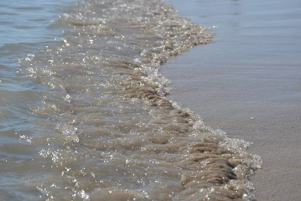 Песчаный Пляж Океанскими Волнами Португальском Порту — стоковое фото