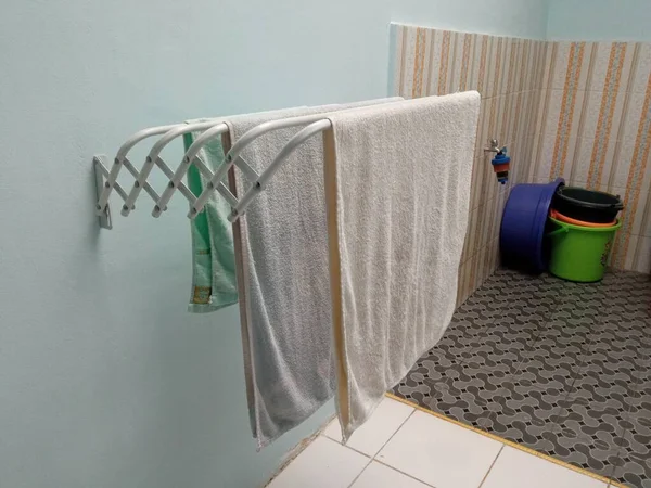 Shared Towel Hanger Bathroom — Stock Photo, Image