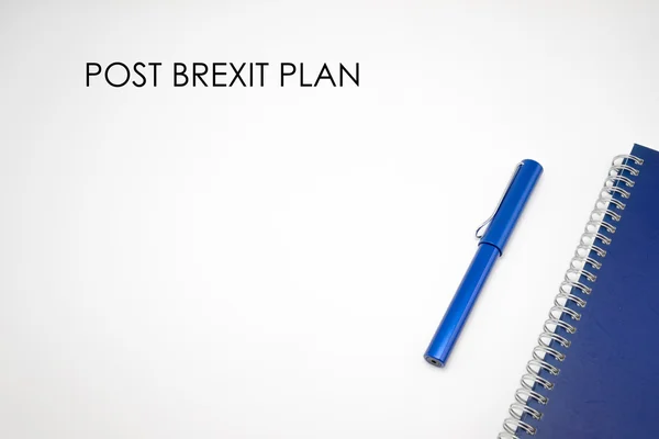 Brexit concept - Brexit-Wort mit Notizbuch isoliert auf weißem Bac Stockbild