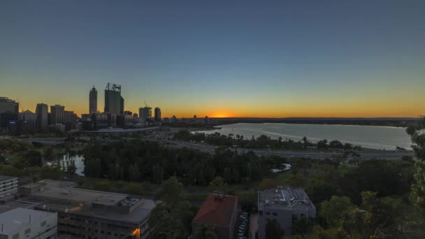 Salida del sol en Perth City — Vídeo de stock