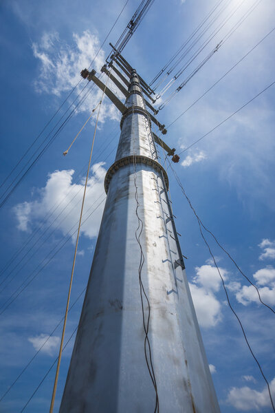 Conductor Stringing On Transmission Monopole Tower