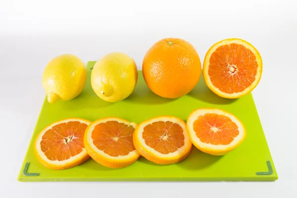 Slices Of Oranges And Lemon — Stock Photo, Image