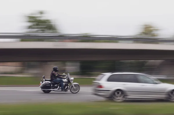 Быстро Движущийся Мотоцикл Движение Размыто Рига Латвия Мая 2021 Года — стоковое фото