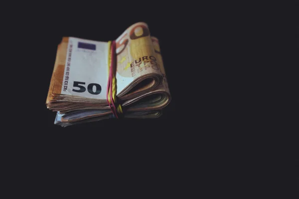 Montón Dinero Efectivo Sobre Fondo Negro — Foto de Stock