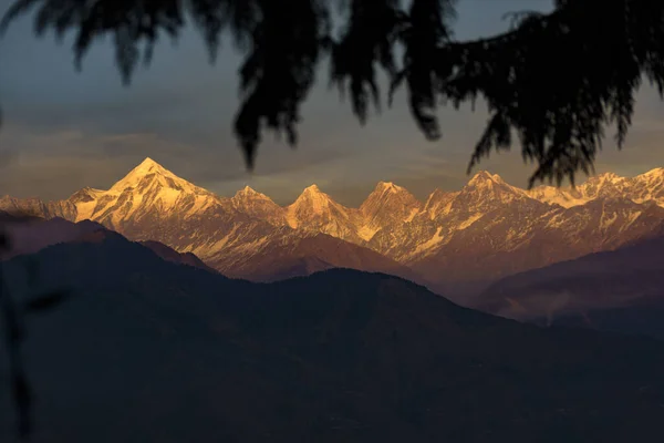 Krásný Výhled Krásné Panchachuli Vrcholy Při Západu Slunce Munsiyari Uttarakhand — Stock fotografie