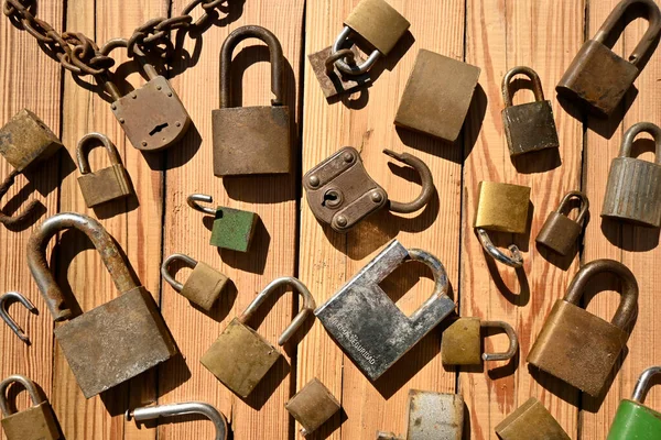 Cerradura Candado Casa Llaves Bronce Metal Contraseña Seguridad Privacidad Cerrado —  Fotos de Stock