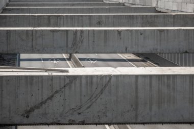güçlendirilmiş beton yapı otoyol altyapısı